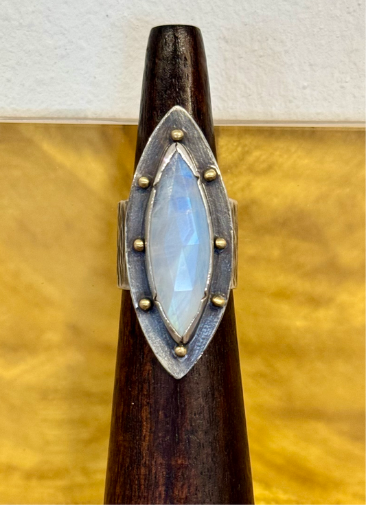 Moonstone and Sterling Silver Ring